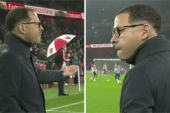 HLV Liam Rosenior nổi nóng với cầu thủ trong lúc khởi động